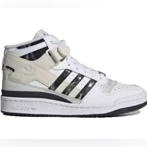 NWT/ NIB 🏷️ adidas forum mid- shoes